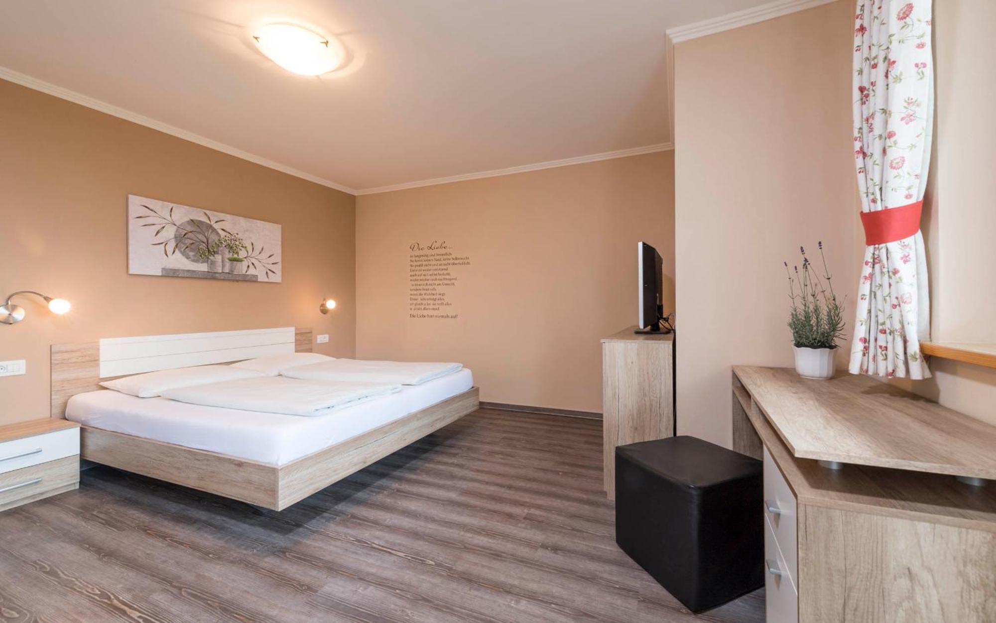 Hotel Untergopprathof Роденго Экстерьер фото